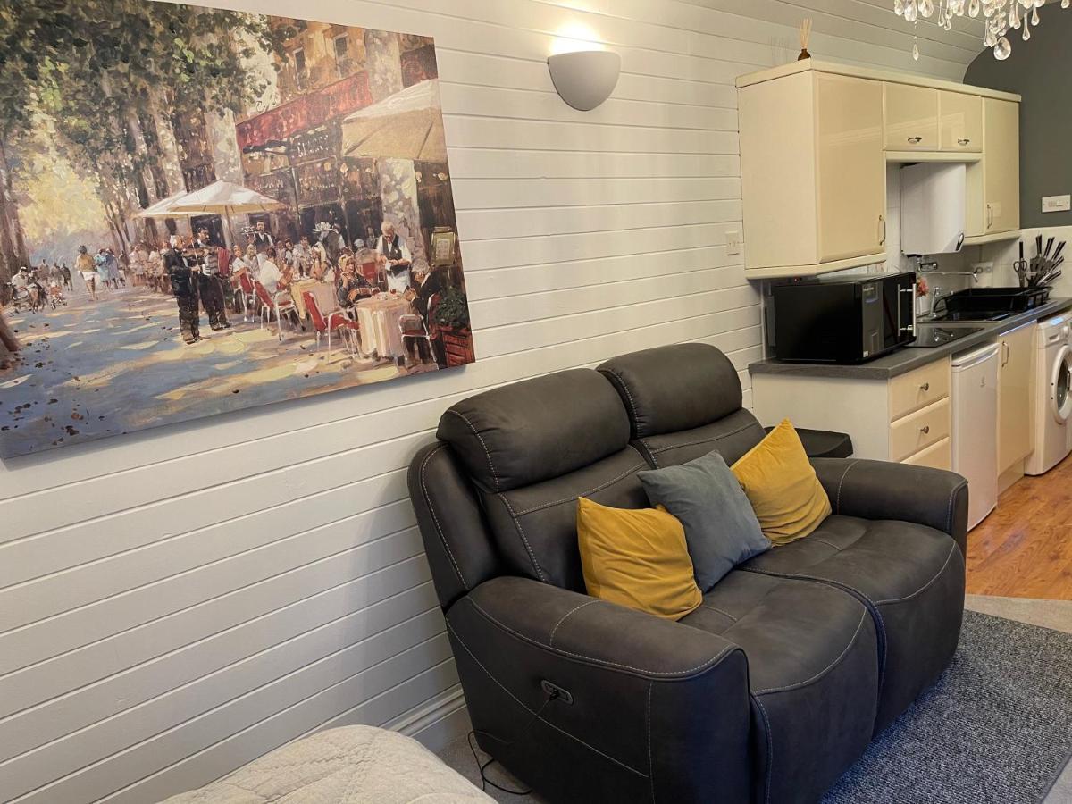 Cosy Cabin By The Seaside With Hot Tub Apartment Birchington-on-Sea Екстериор снимка