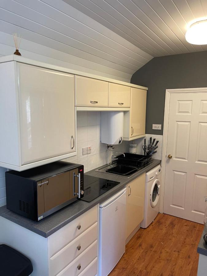 Cosy Cabin By The Seaside With Hot Tub Apartment Birchington-on-Sea Екстериор снимка